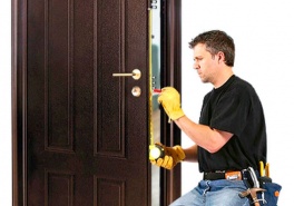 Профессиональная установка дверей